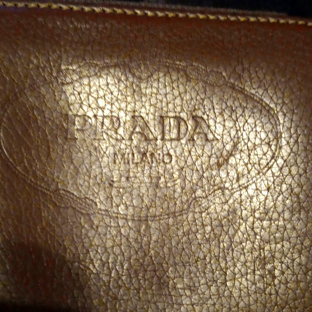 Prada Vintage Milano Brown Leather Zip Around Wallet (EUC) - Picture 7 of 10